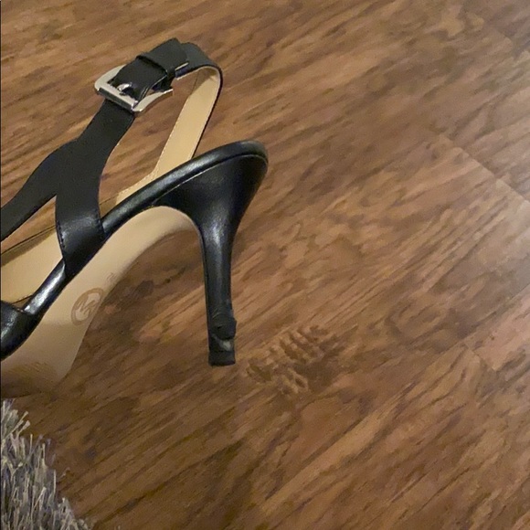 Michael Kors black open toe heel - Picture 6 of 6